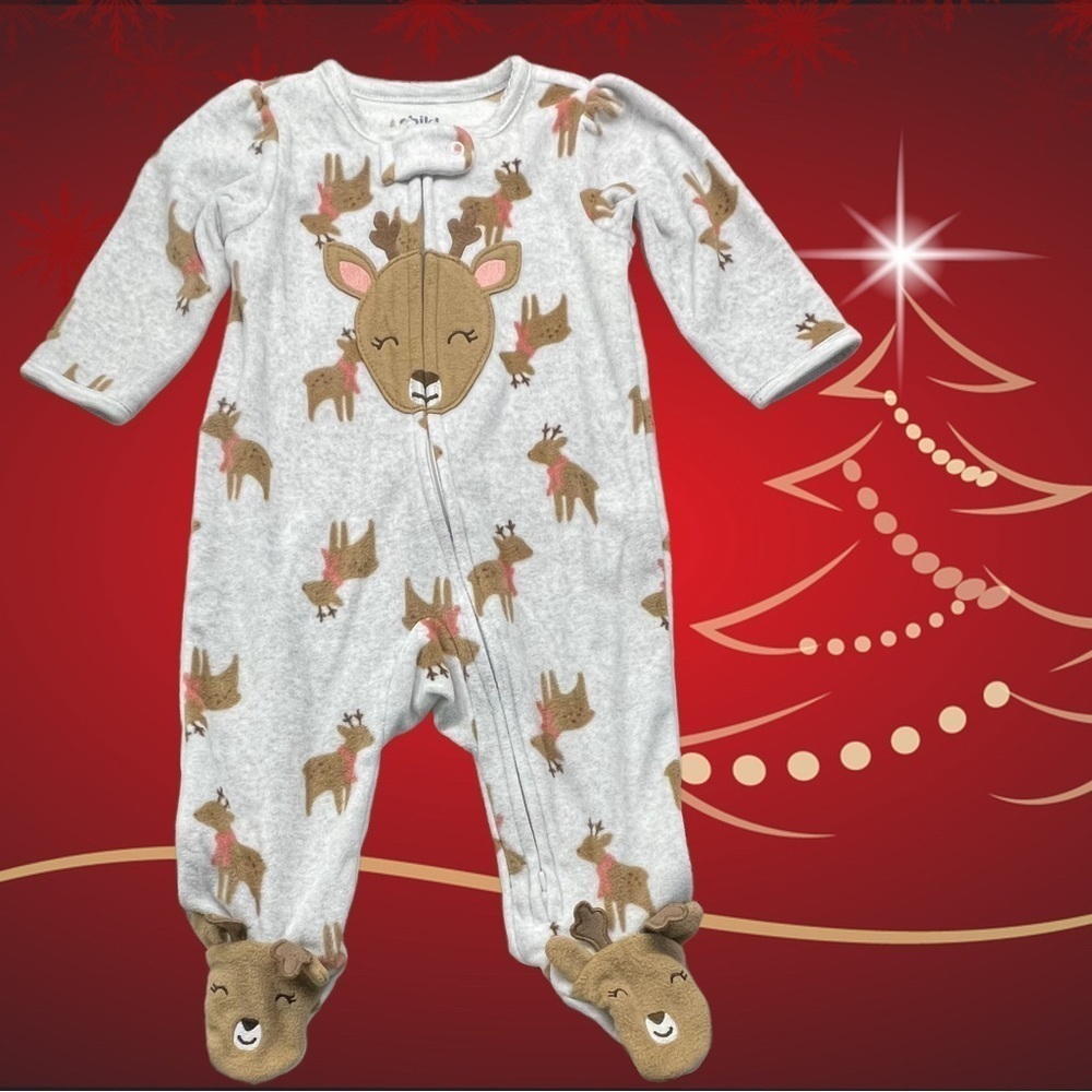 Nwot Carter’s Child of Mine 0-3M One Piece Sleep & Play Reindeer Footie Pajama